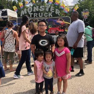 Meet your Posher, Kaying